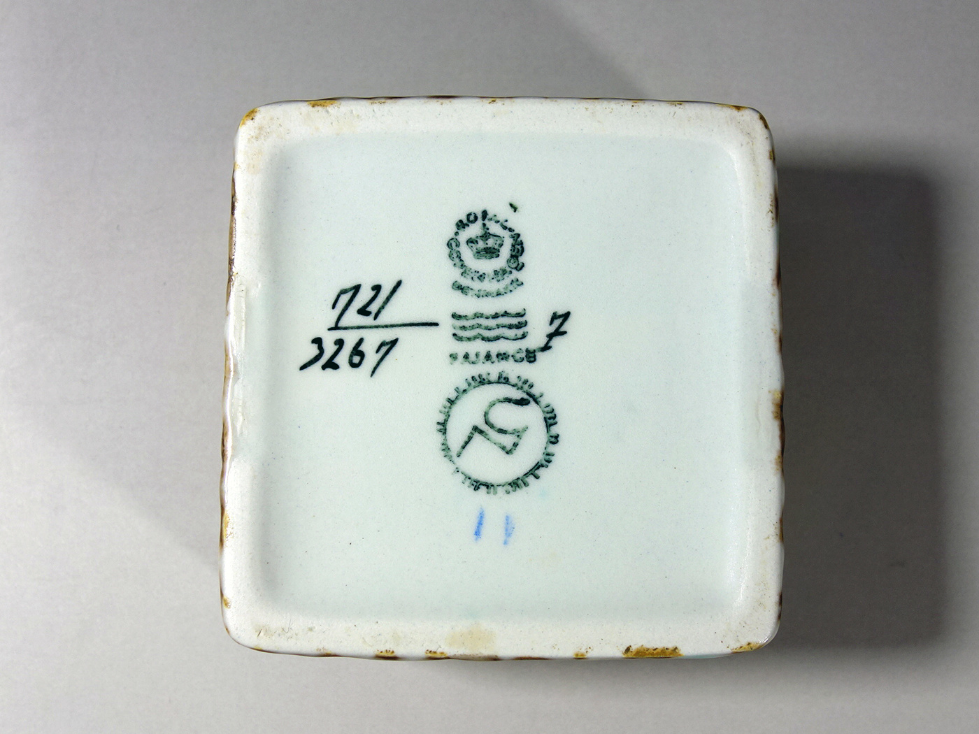 721-3267-d.jpg