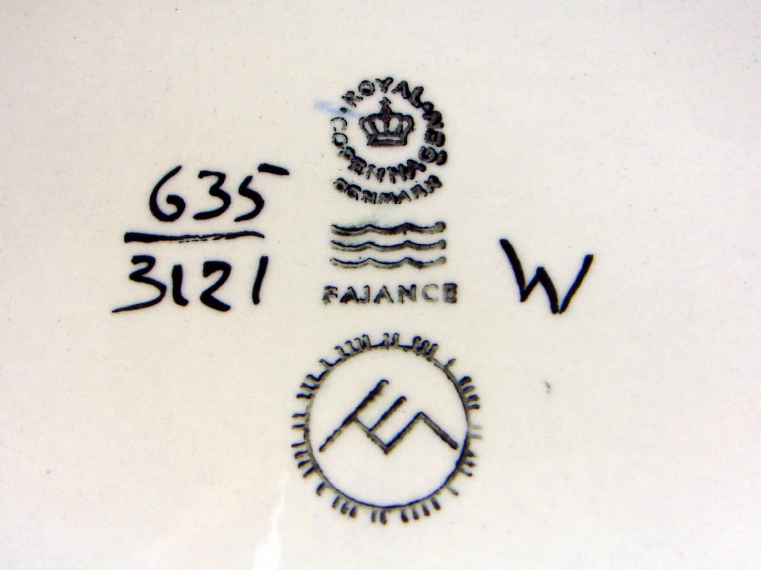635d.jpg